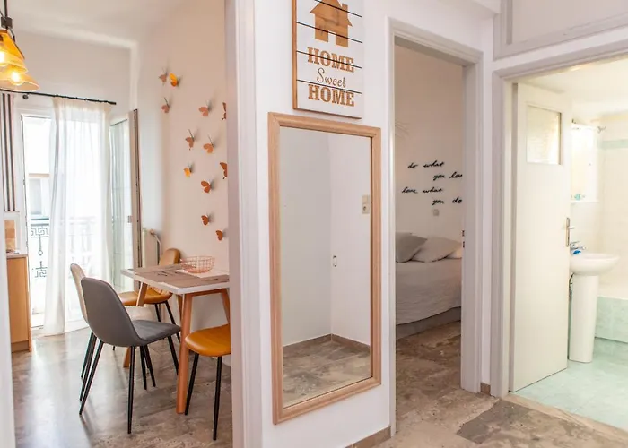 Connection Naxos Town Hébergement de vacances *