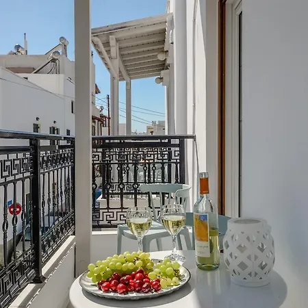 Connection Naxos Town * Naxos City